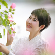張德芬